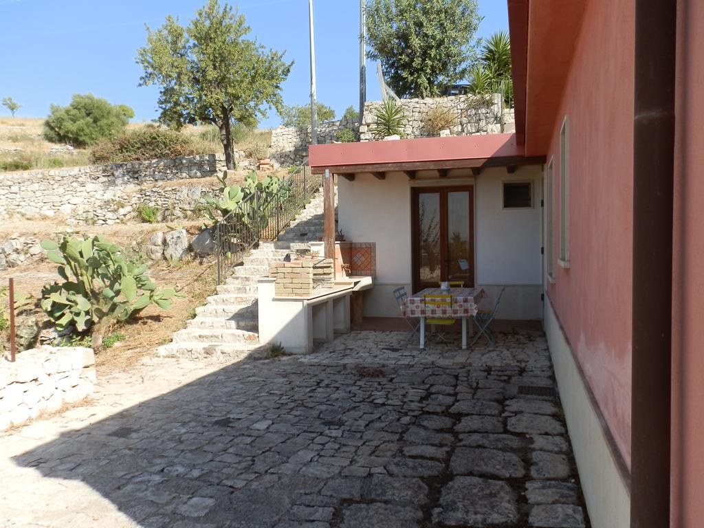 Villa La Pietra à Chiaramonte Gulfi Chambre photo