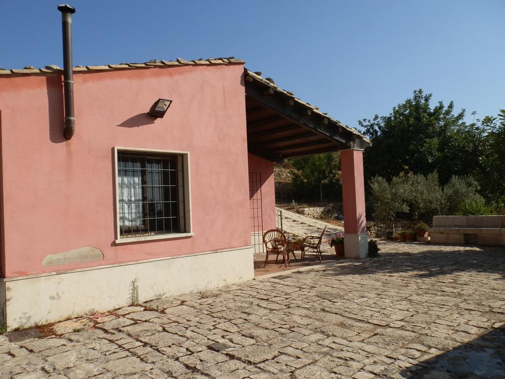 Villa La Pietra à Chiaramonte Gulfi Chambre photo
